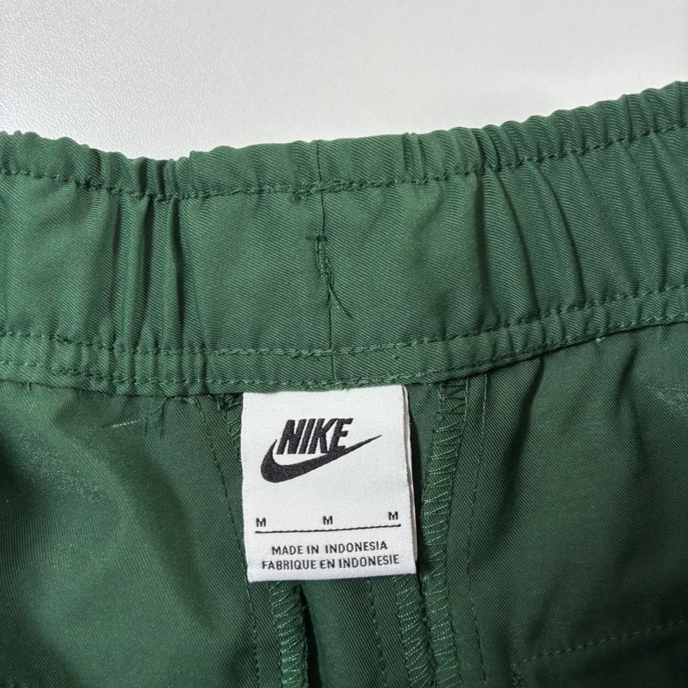 Nike Club Woven Tapered Pant Medium Green Sportswear Jogger Sweatpants